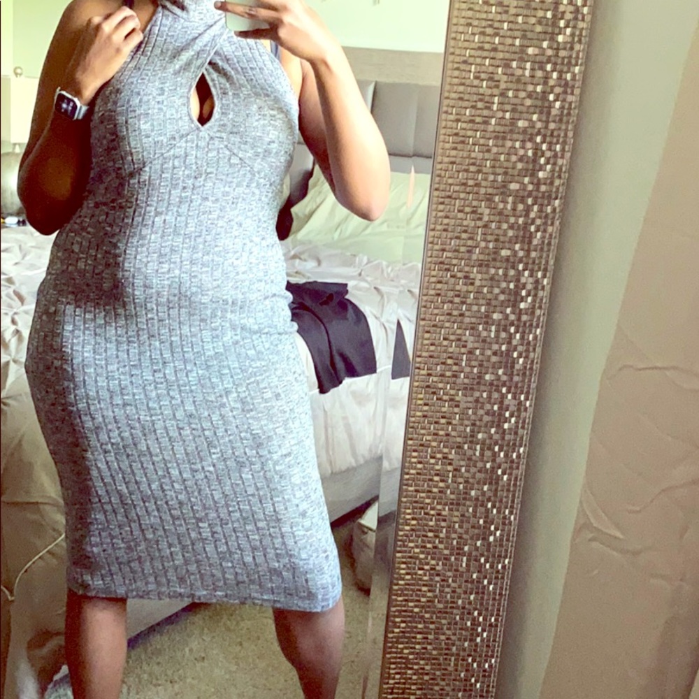 Peek Cleavage Knee Length Dress